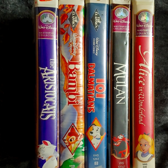 Animal Adventure VHS Bundle